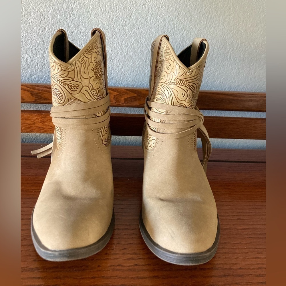 Dingo Tan Ankle Boots with Paisley Design